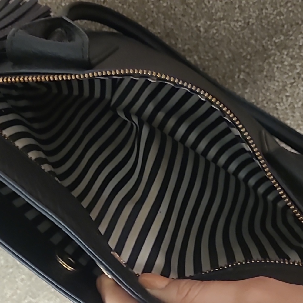 Leaving: Kate Spade Southport Avenue Odin Purse - Picture 11 of 16